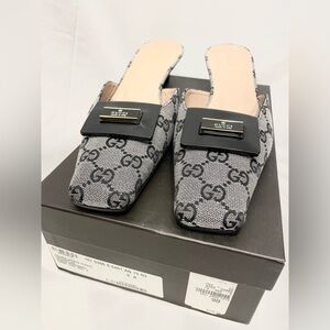 NWT GUCCI Vintage Black and Gray Loafer Monogram Sandal Slide Backless Mule 9 B